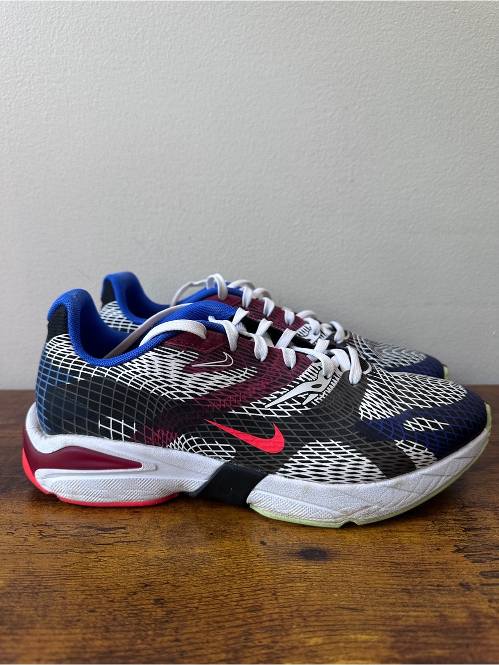 Nike D/MS/X Ghoswift Black Blue Bright Crimson BQ5108-002 Women's Size 7.5 - Picture 4 of 7